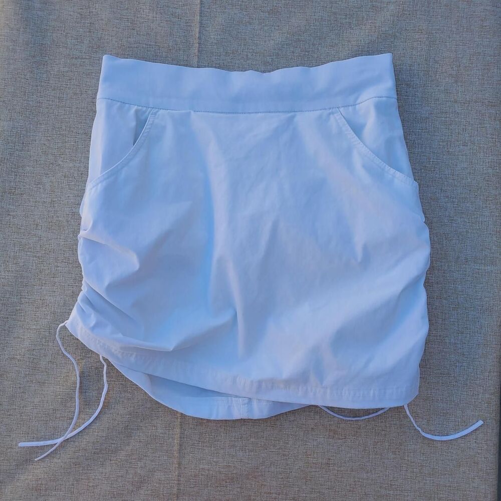 Columbia-sportswear Women's White and Blue Skirt